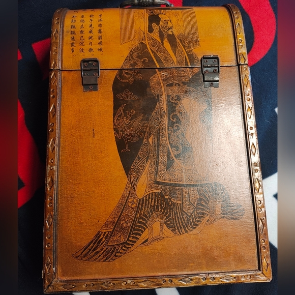 Oriental box